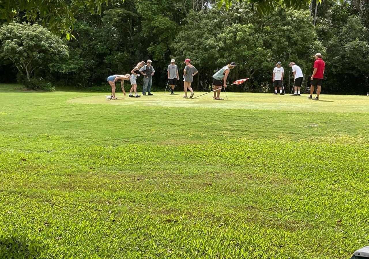 Sunshine Coast Retreat Your Own Private Golf Course Diddillibah Buitenkant foto