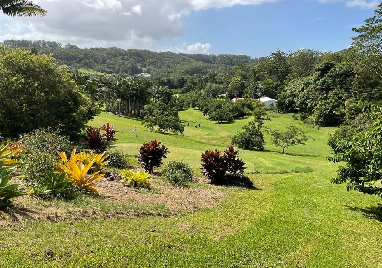 Sunshine Coast Retreat Your Own Private Golf Course Diddillibah Buitenkant foto